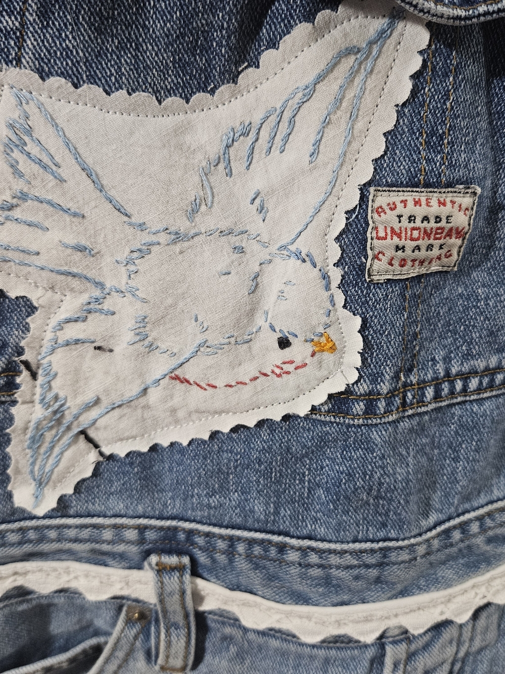 UNIONBAY Distressed Blue Denim Women’s Short Overalls with Embroidered Birds - Picture 8 of 15